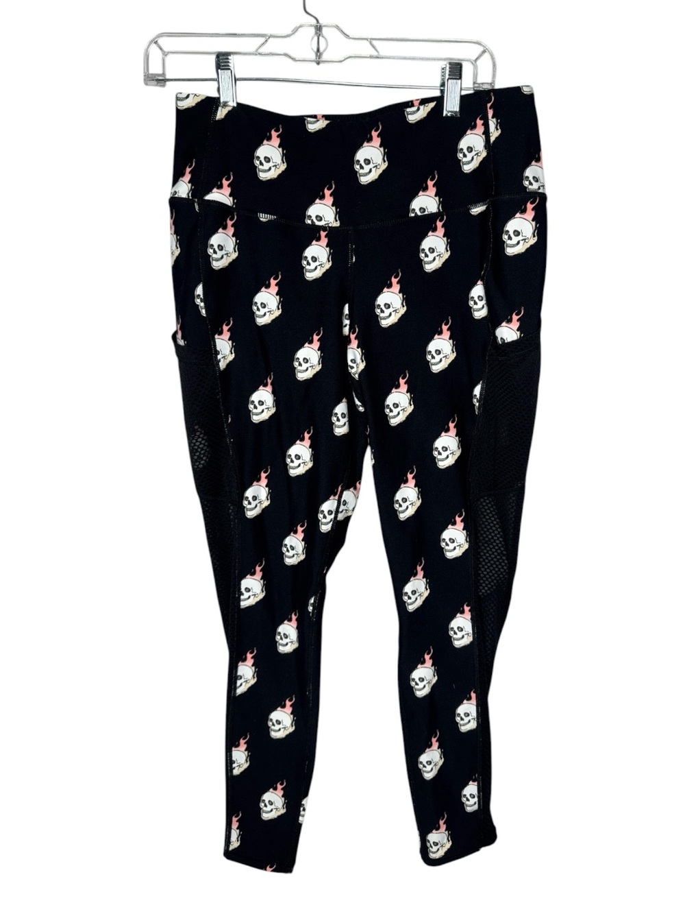 Torrid Wicking Active Flaming Skill Leggings. Size 0 (12). - Picture 3 of 8
